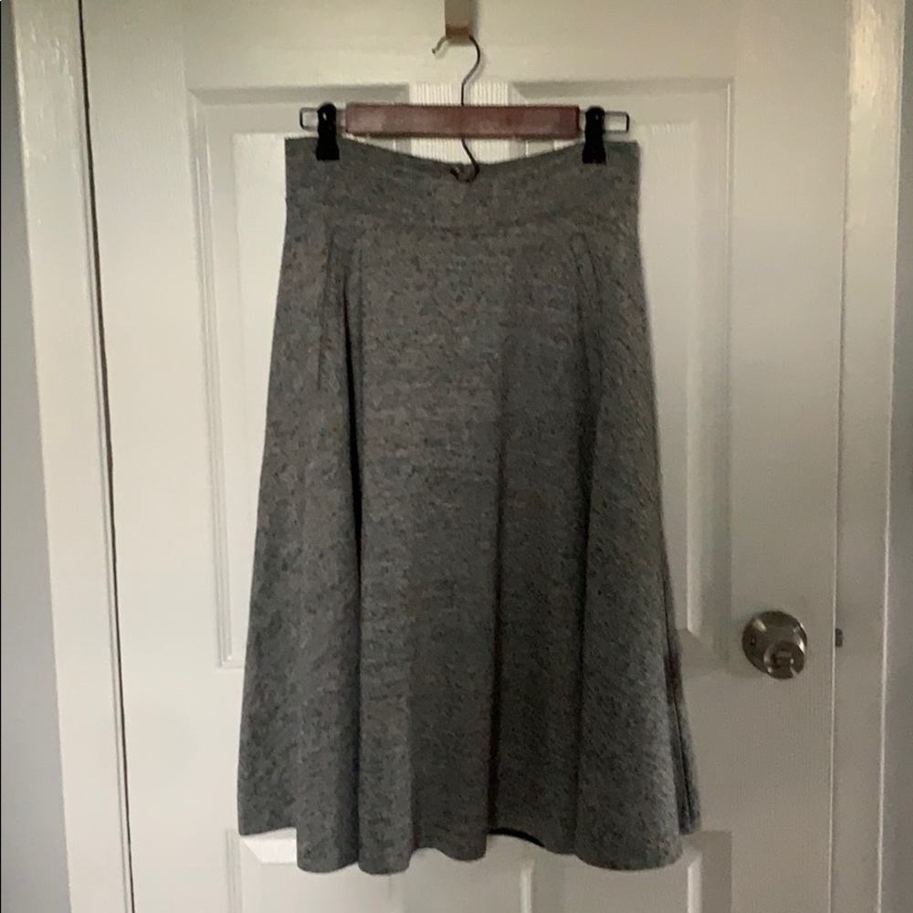 HM grey knee length bell skirt
